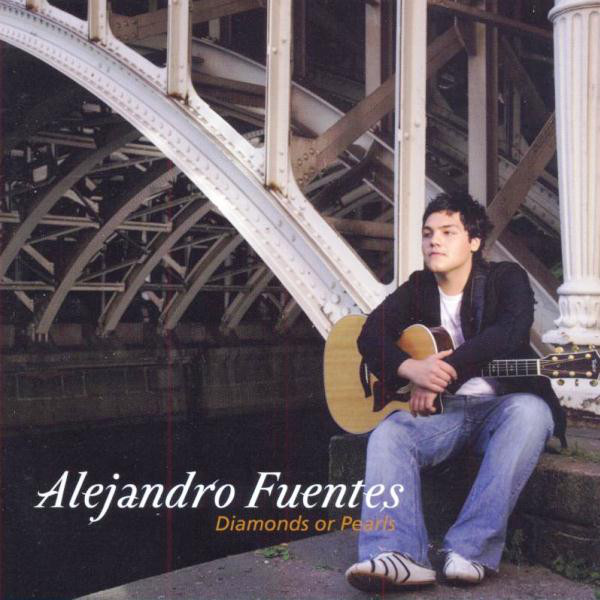 Alejandro Fuentes – Diamonds or pearls